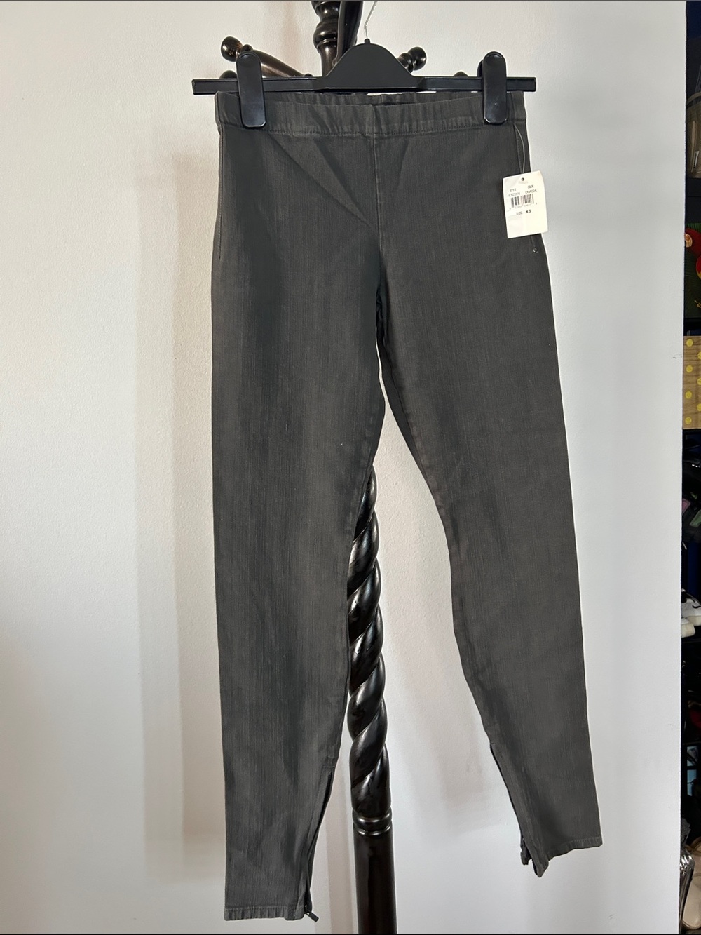 Joe’s Jeans Dark Gray the Jean Legging 1.T